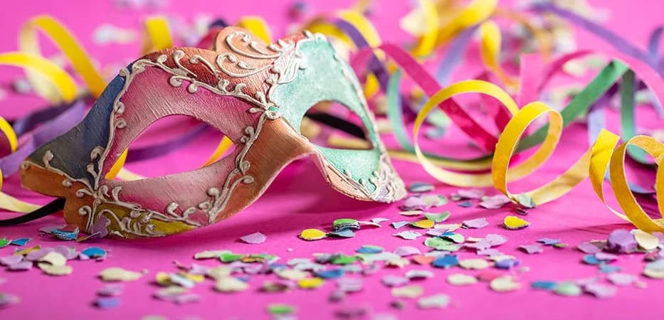 למה מתחפשים בפורים?