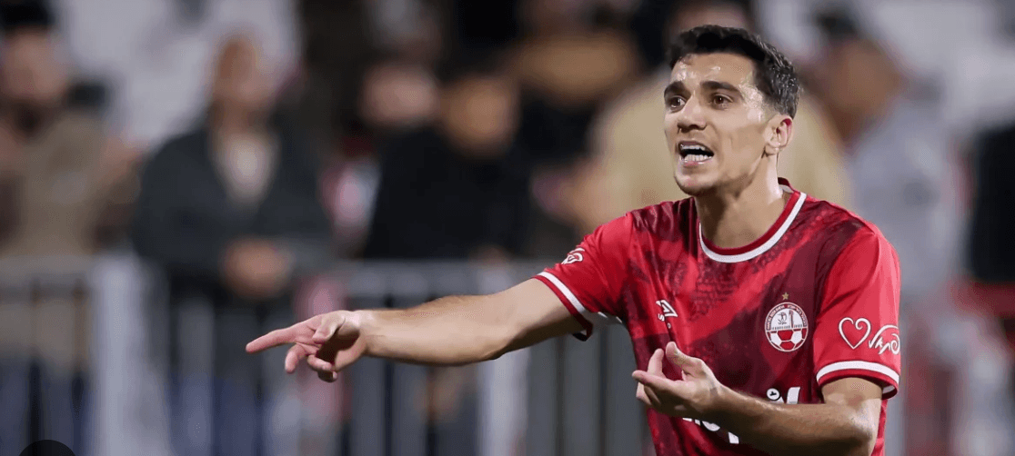 בין המגרש לבריאות: הסיפור מאחורי מצבו של דן ביטון